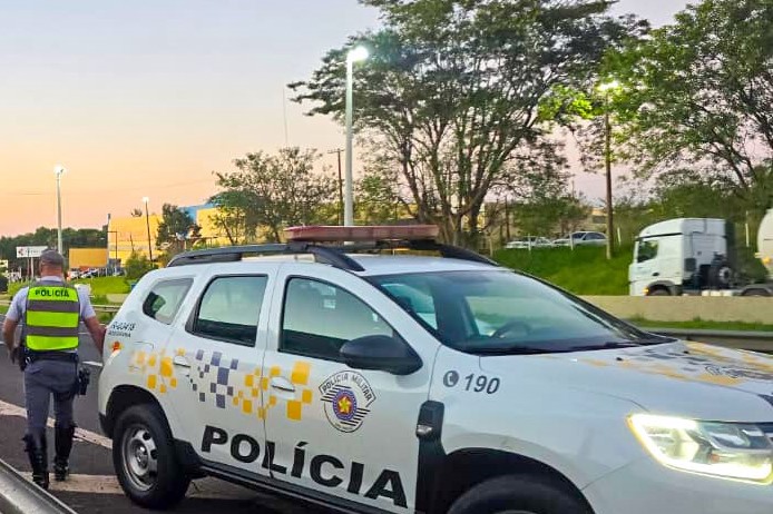 VEÍCULO DE CARGA ENVOLVIDO EM 479 EVASÕES DE PEDÁGIO É APREENDIDO PELO POLICIAMENTO RODOVIÁRIO
