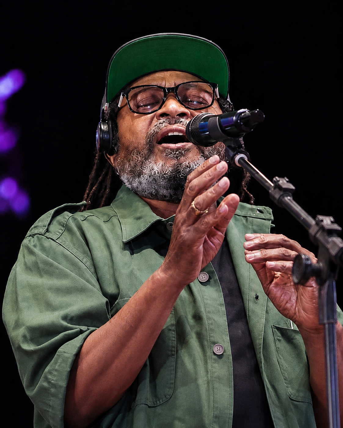 CANTOR EDSON GOMES É INTERNADO EM UTI APÓS PASSAR MAL DEPOIS DE SHOW EM SALVADOR